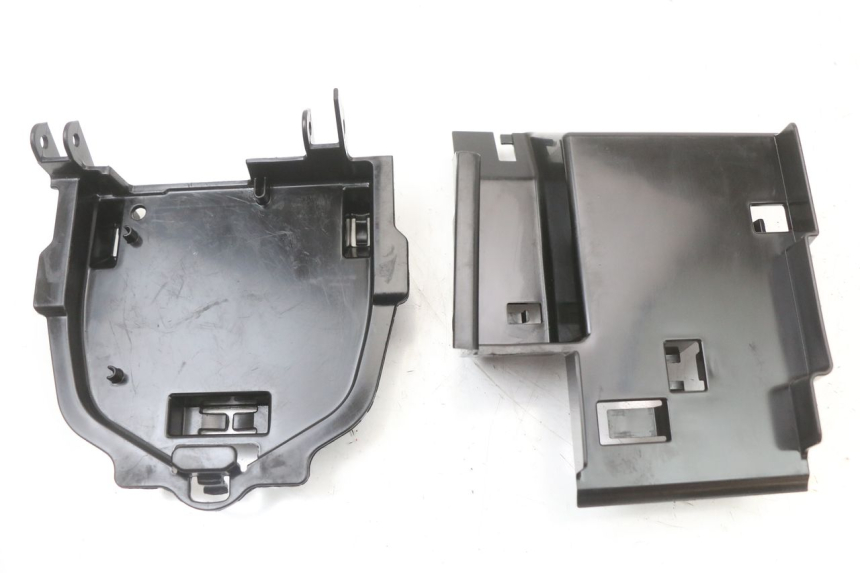 photo de TAPA BAJO ASIENTO KAWASAKI NINJA 400 (2018 - 2023) - Vista principal