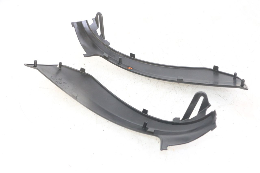 photo de TAPA BAJO ASIENTO PIAGGIO NRG POWER PUREJET 50 (2018 - 2021) - Zoom estado de uso