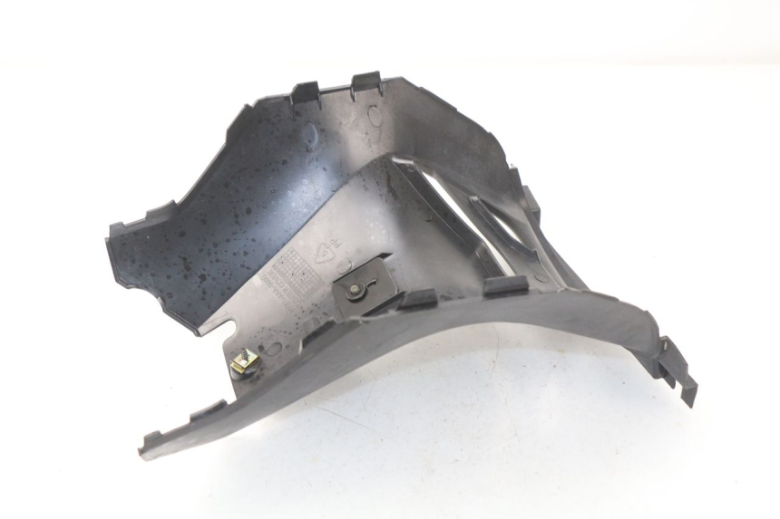 photo de TAPA DEBAJO DEL ASIENTO SYM ORBIT 2 4T 50 (2018 - 2022) - Detalle de la pieza