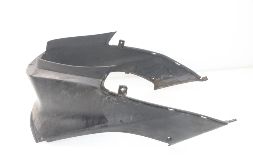 photo de TAPA BAJO ASIENTO MBK OVETTO ONE 2T 50 (2013 - 2017) - Primer plano técnico