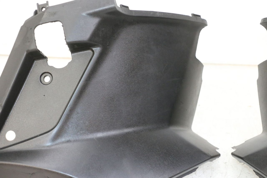 photo de TAPA BAJO ASIENTO PEUGEOT STREETZONE 4T 50 (2018 - 2023) - Recambio usado revisado