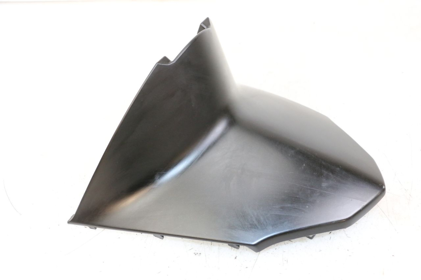 photo de TAPA BAJO ASIENTO PIAGGIO LIBERTY IGET 4T 50 (2021 - 2025) - Primer plano técnico