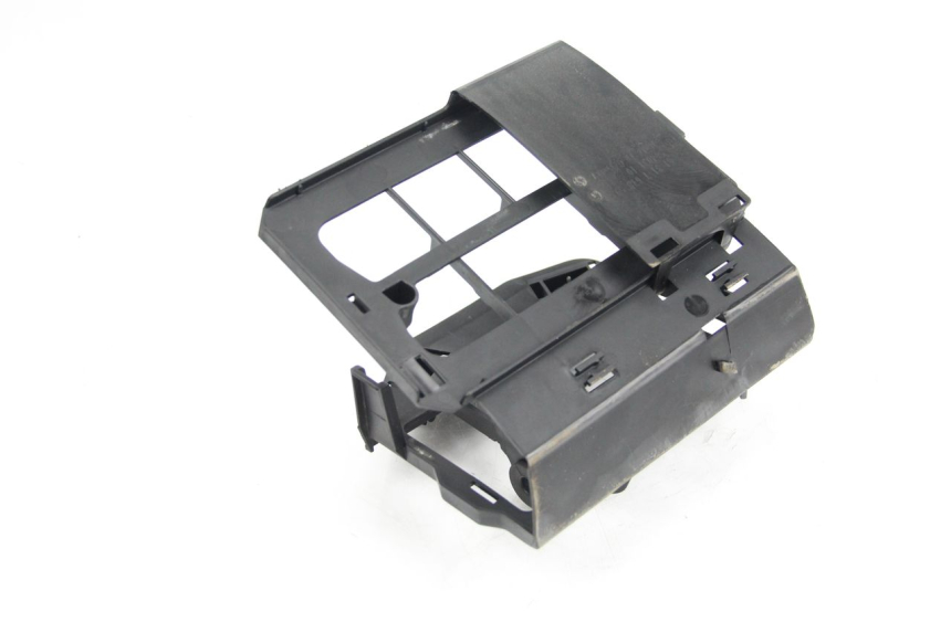 photo de TAPA BAJO ASIENTO BMW R GS 1200 (2005 - 2007) - Primer plano técnico