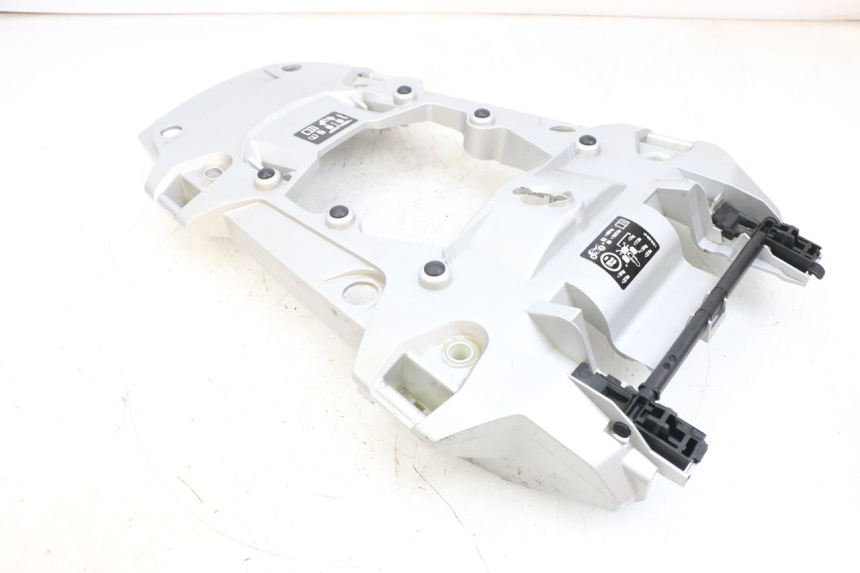 photo de TAPA BAJO ASIENTO BMW R GS 1250 (2021 - 2024) - Detalles de los puntos de fijación