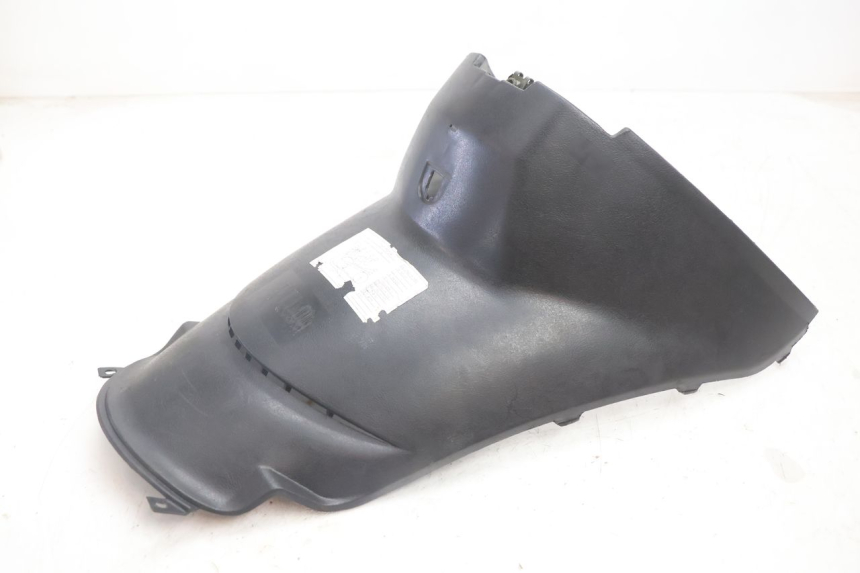 photo de TAPA BAJO ASIENTO TNT MOTOR ROMA 12' 2T 50 (2007 - 2018) - Detalle de la pieza