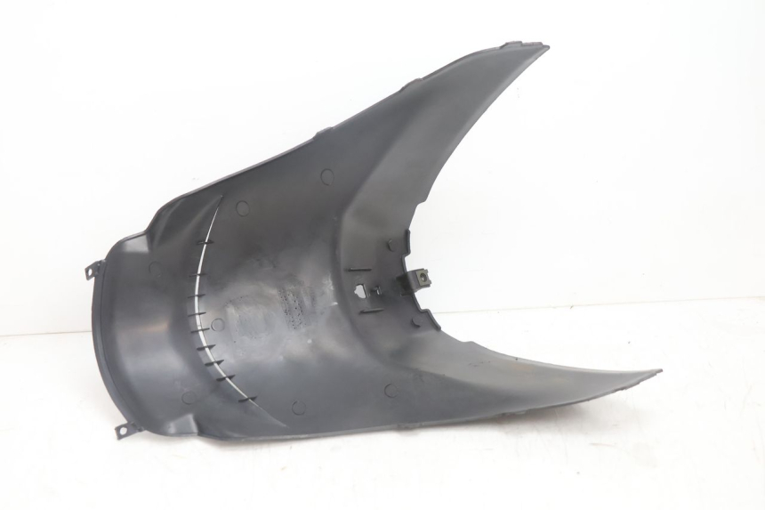 photo de TAPA BAJO ASIENTO TNT MOTOR ROMA 12' 2T 50 (2007 - 2018) - Primer plano técnico