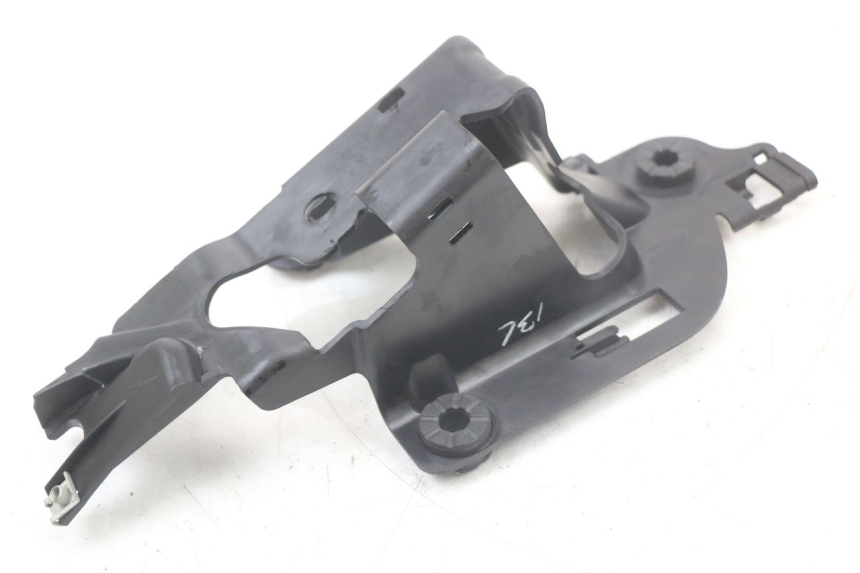 photo de TAPA BAJO ASIENTO ROYAL ENFIELD CONTINENTAL GT 650 (2019 - 2024) - Vista general del producto