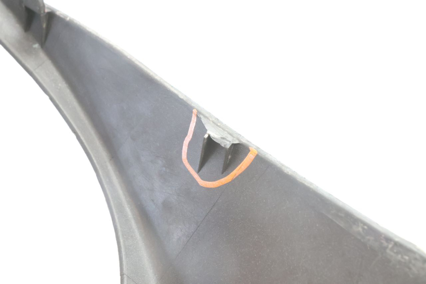 photo de TAPA BAJO ASIENTO GILERA RUNNER SP 50 (2002 - 2004) - Otra vista del artículo