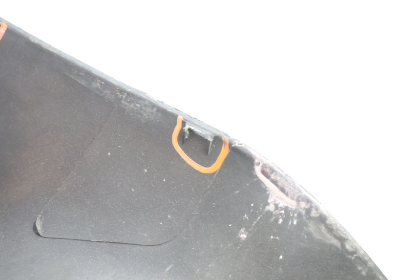 photo de TAPA BAJO ASIENTO GILERA RUNNER SP 50 (2002 - 2004) - Características distintivas