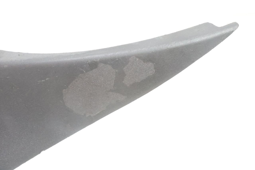 photo de TAPA BAJO ASIENTO GILERA RUNNER SP 50 (2002 - 2004) - Detalles de los puntos de fijación