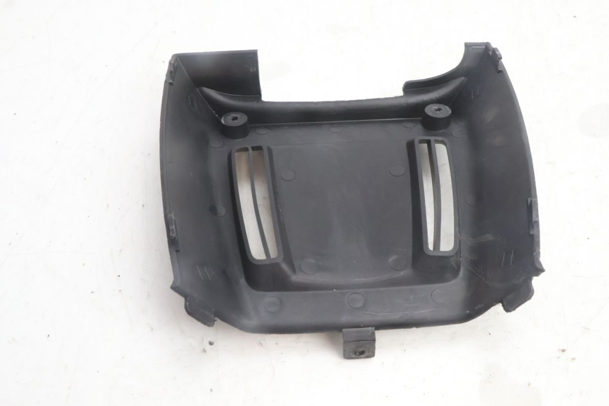photo de TAPA BAJO ASIENTO DAELIM S2 125 (2006 - 2007) - Otra perspectiva