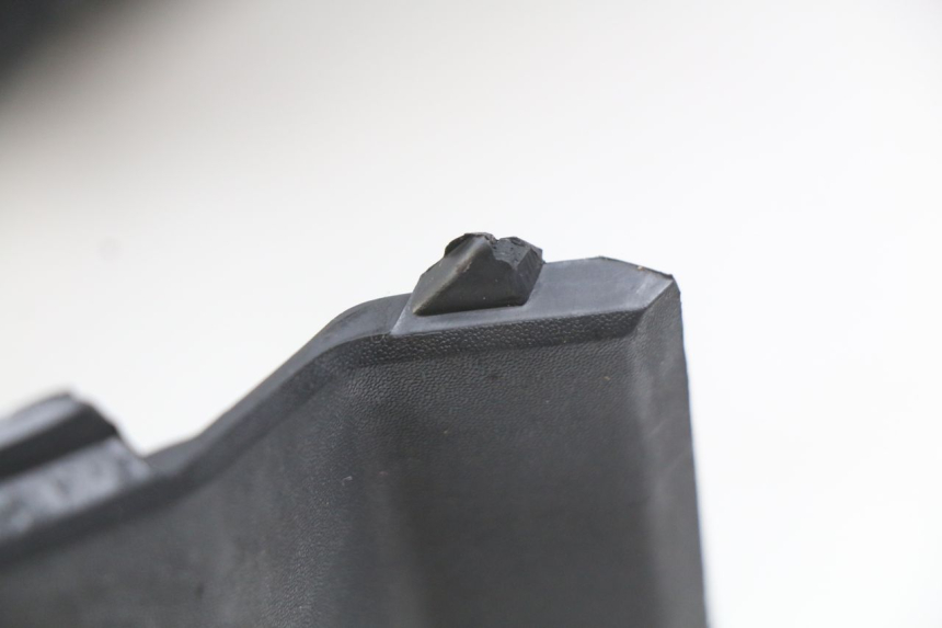 photo de TAPA BAJO EL ASIENTO LVNENG S5 1 (2019 - 2023) - Otra perspectiva