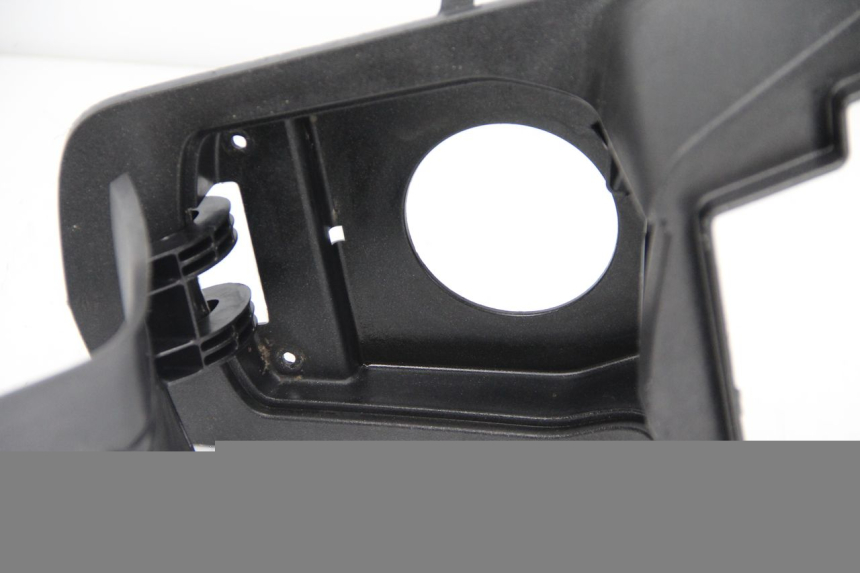 photo de TAPA BAJO ASIENTO PEUGEOT SATELIS 125 (2013 - 2018) - Recambio usado revisado