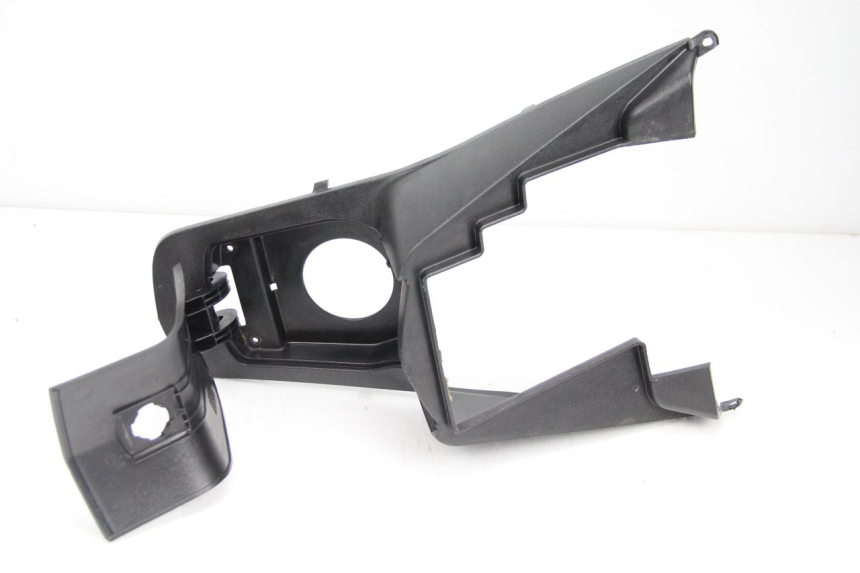 photo de TAPA BAJO ASIENTO PEUGEOT SATELIS 125 (2013 - 2018) - Marcados y referencias originales