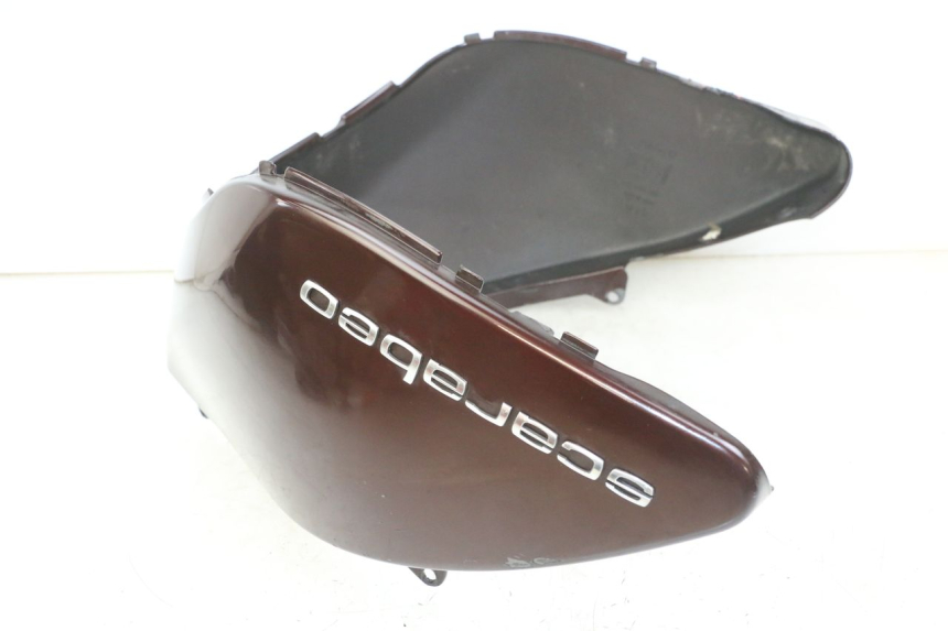 photo de TAPA BAJO ASIENTO APRILIA SCARABEO GT TOURING 125 (1999 - 2005) - Estado de la superficie y material