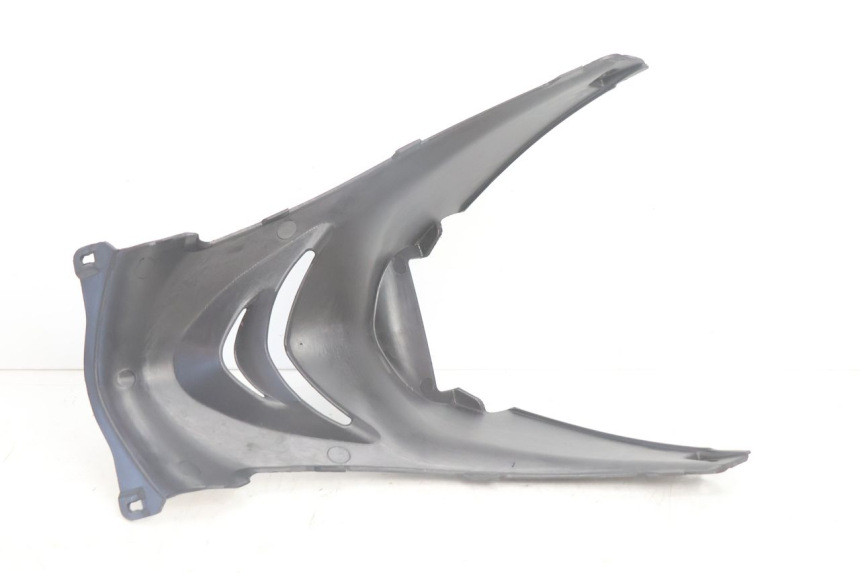 photo de TAPA BAJO ASIENTO FYM SCOOTERONE 125 (2006 - 2008) - Primer plano técnico