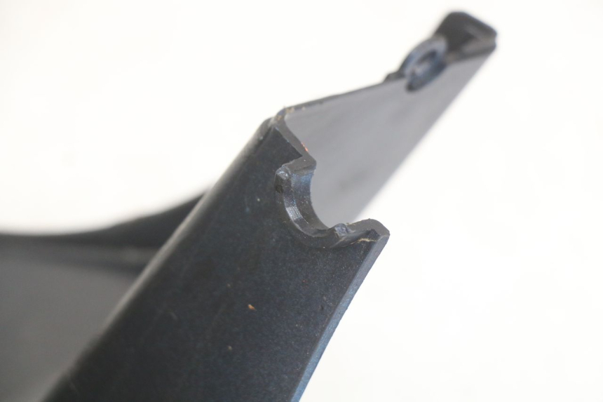 photo de TAPA BAJO EL ASIENTO PEUGEOT SPEEDFIGHT LC 50 (1996 - 2002) - Otra perspectiva