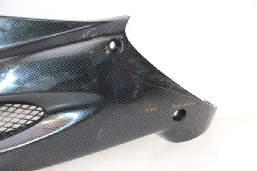 photo de TAPA BAJO EL ASIENTO PEUGEOT SPEEDFIGHT LC 50 (1996 - 2002) - Primer plano de alta resolución