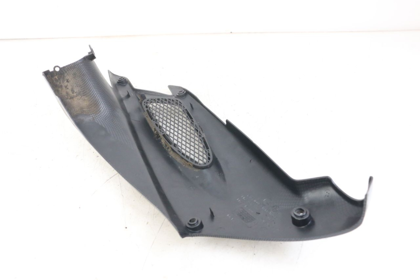 photo de TAPA BAJO EL ASIENTO PEUGEOT SPEEDFIGHT 100 (1997 - 2007) - Otra perspectiva