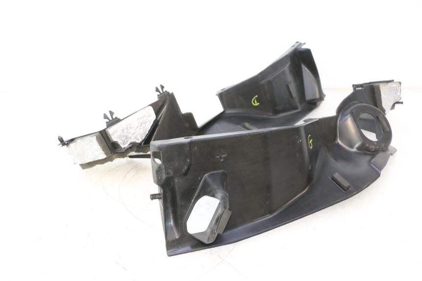 photo de TAPA BAJO ASIENTO CAN-AM SPYDER RS 1000 (2008 - 2012) - Detalle de la pieza