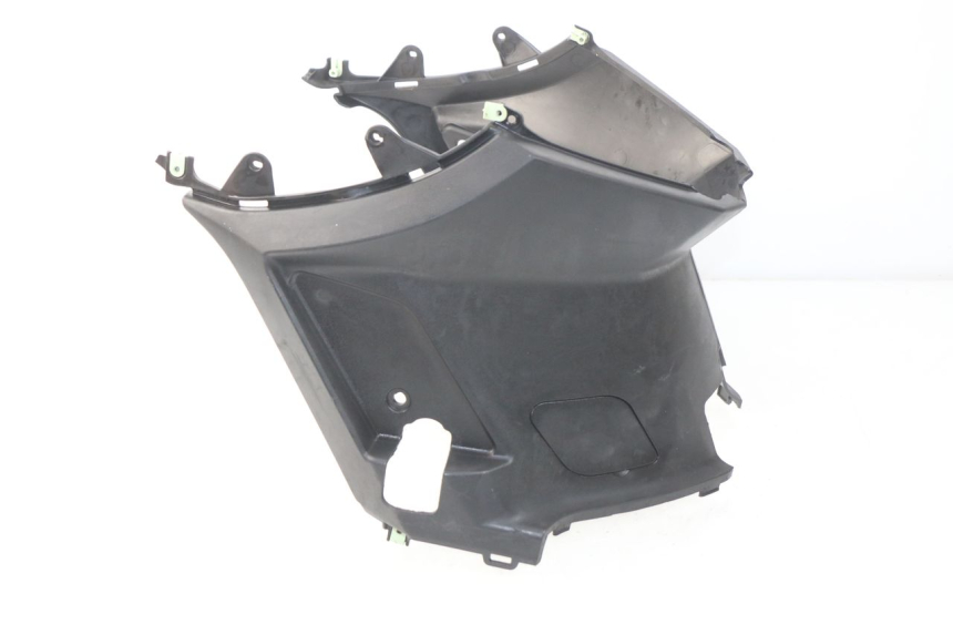 photo de TAPA BAJO ASIENTO PEUGEOT STREETZONE 2T 50 (2014 - 2019) - Primer plano técnico