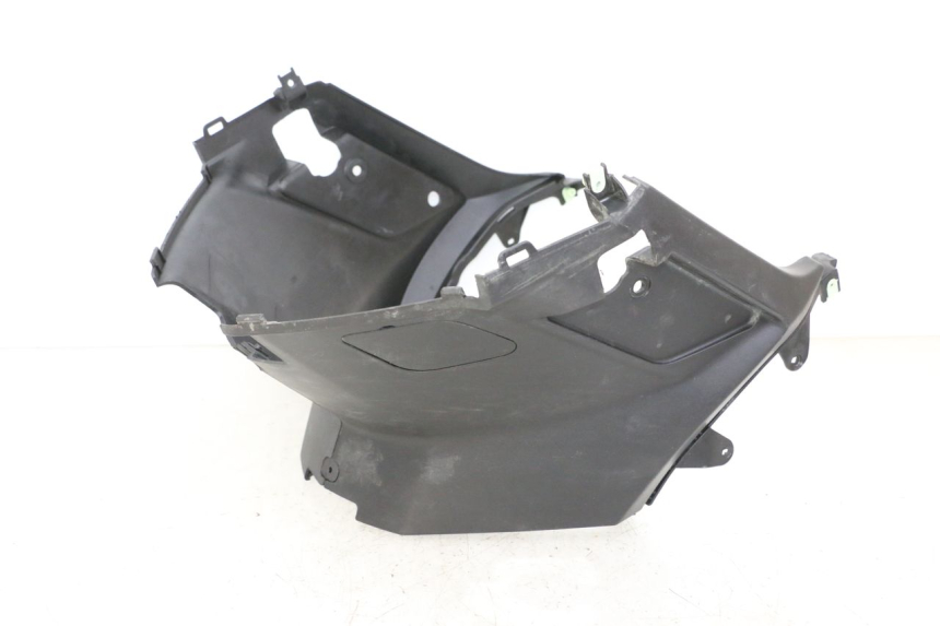 photo de TAPA BAJO ASIENTO PEUGEOT STREETZONE I NAKED 2T 50 (2018 - 2020) - Primer plano técnico