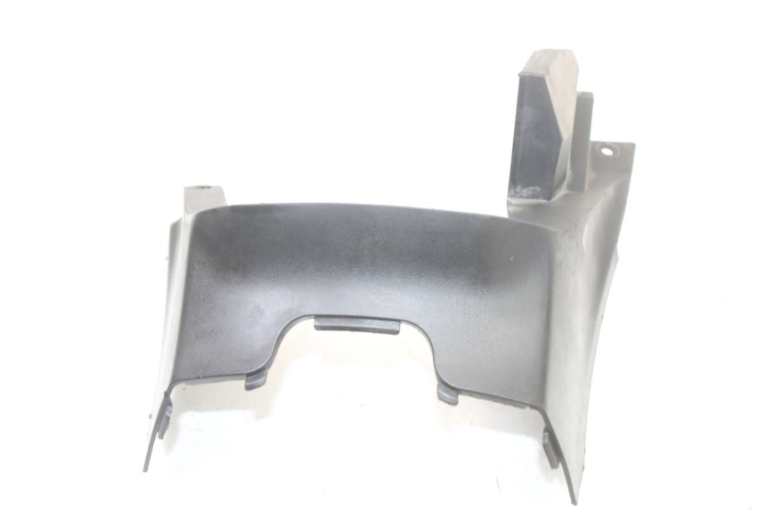 photo de TAPA BAJO ASIENTO SUZUKI BURGMAN 125 (2015 - 2017) - Detalle de la pieza