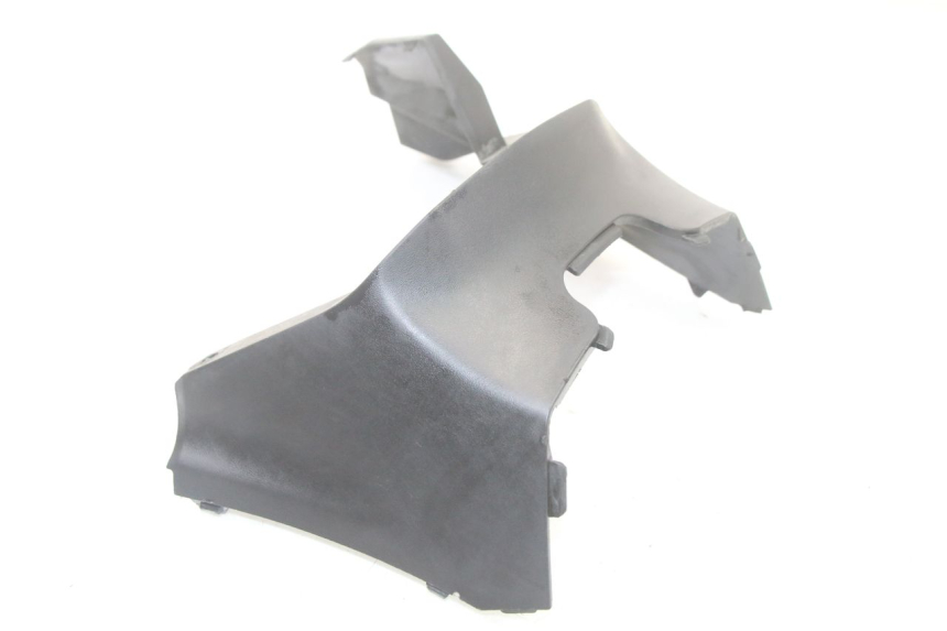 photo de TAPA BAJO ASIENTO SUZUKI BURGMAN 125 (2015 - 2017) - Zoom estado de uso