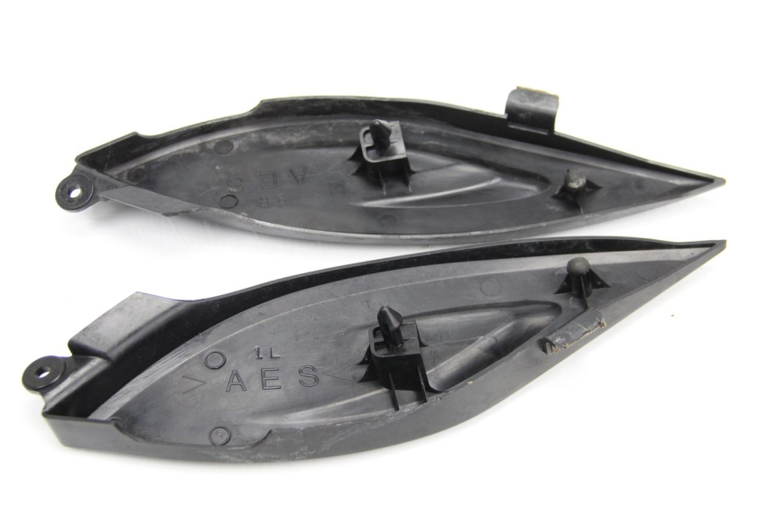 photo de TAPA BAJO ASIENTO YAMAHA TDM ABS 900 (2002 - 2014) - Otra perspectiva