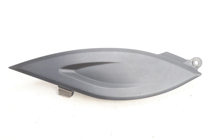 photo de TAPA BAJO ASIENTO YAMAHA TDM ABS 900 (2002 - 2014) - Detalle de la pieza
