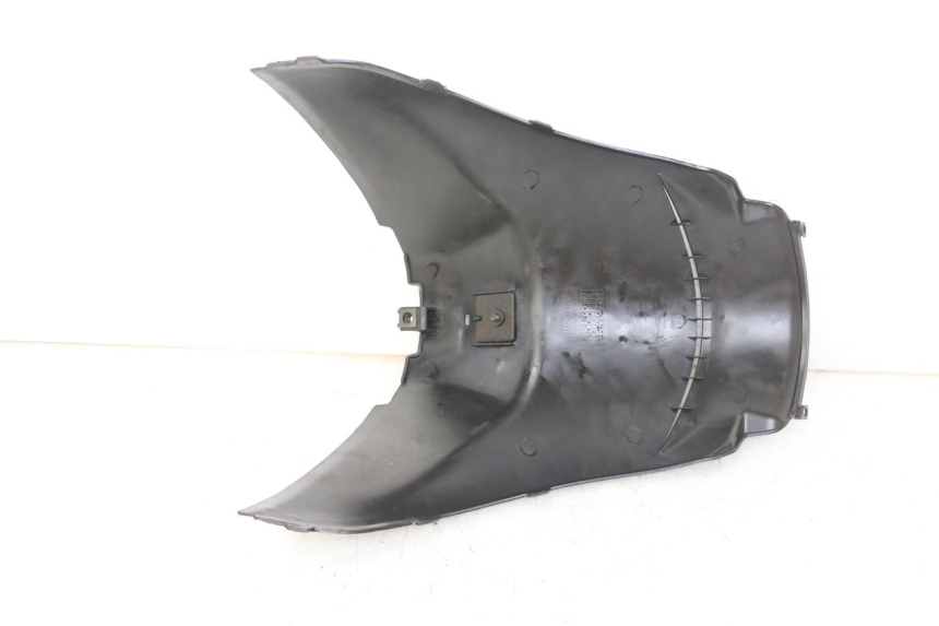 photo de TAPA BAJO EL ASIENTO TNT MOTOR ROMA 10' 4T 50 (2019 - 2022) - Zoom estado de uso