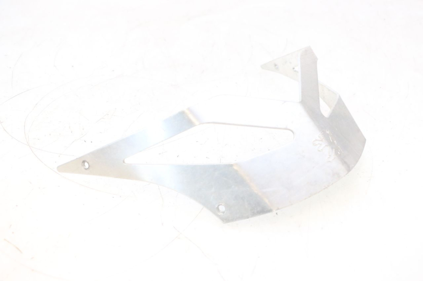 photo de TAPA BAJO ASIENTO PEUGEOT TREKKER 50 (1995 - 2004) - Inspección visual detallada