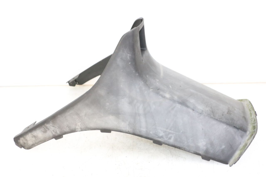 photo de TAPA BAJO ASIENTO PIAGGIO TYPHOON 50 (2000 - 2009) - Detalles de los puntos de fijación