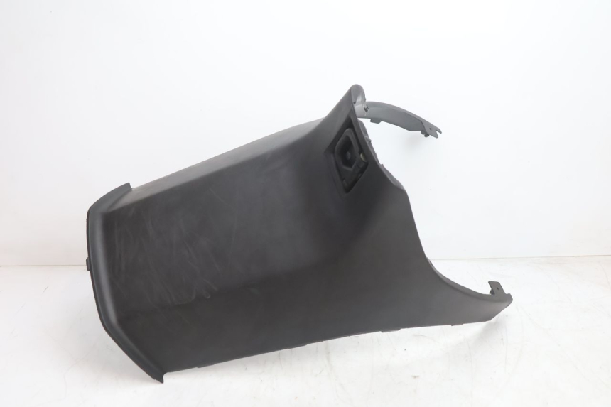 photo de TAPA BAJO ASIENTO PIAGGIO TYPHOON 50 (2000 - 2009) - Otra perspectiva