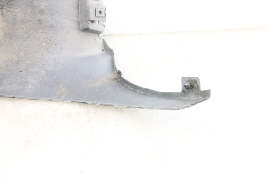 photo de TAPA BAJO ASIENTO PIAGGIO TYPHOON 50 (1993 - 1999) - Otra vista del artículo