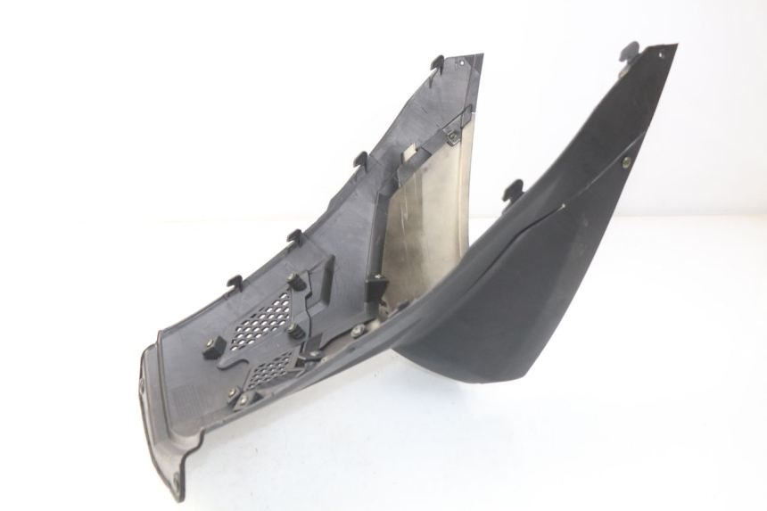 photo de TAPA DEBAJO DEL ASIENTO EUROCKA VIRTUALITY GT 4T 50 (2011 - 2017) - Detalle de la pieza