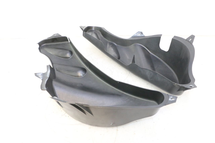 photo de TAPA BAJO ASIENTO YAMAHA WAVE RUNNER GP R 1200 (2000 - 2003) - Otra perspectiva