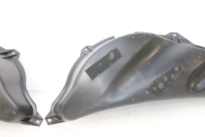 photo de TAPA BAJO ASIENTO YAMAHA WAVE RUNNER GP R 1200 (2000 - 2003) - Vista general del producto