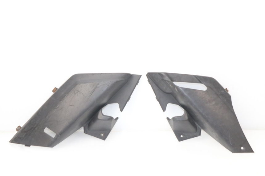 photo de TAPA DEBAJO DEL ASIENTO YAMAHA XMAX X-MAX 125 (2006 - 2009) - Vista principal