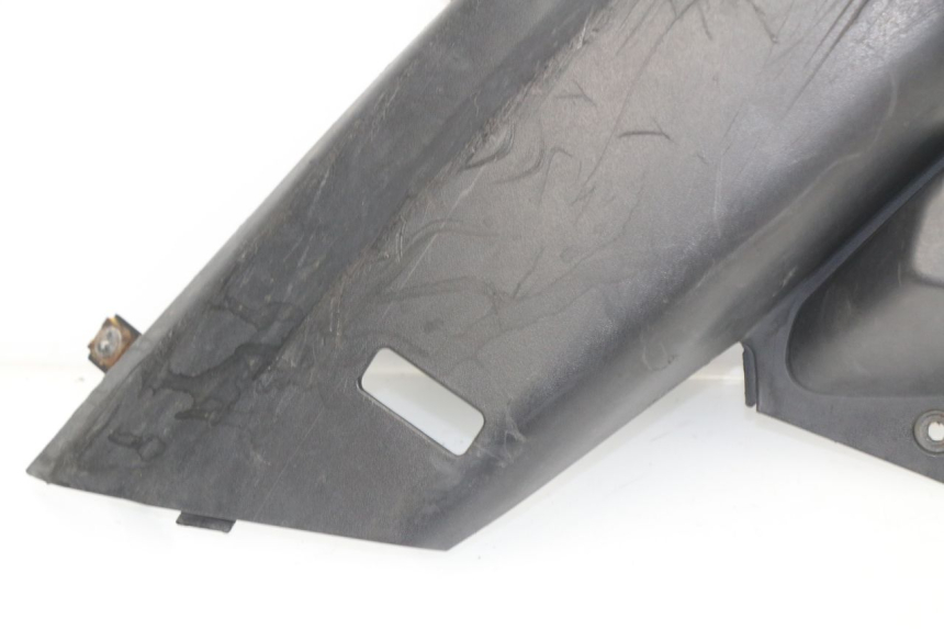 photo de TAPA DEBAJO DEL ASIENTO YAMAHA XMAX X-MAX 125 (2006 - 2009) - Vista general del producto