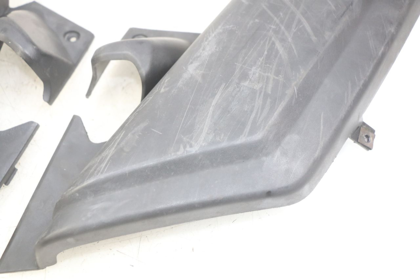 photo de TAPA DEBAJO DEL ASIENTO YAMAHA XMAX X-MAX 125 (2006 - 2009) - Vista general del producto