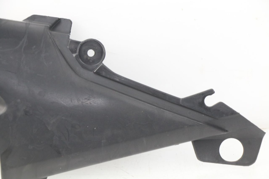 photo de TAPA BAJO ASIENTO YAMAHA XJ600 XJ DIVERSION 600 (1992 - 1997) - Otra perspectiva