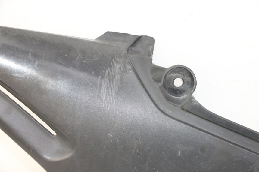 photo de TAPA BAJO ASIENTO YAMAHA XJN DIVERSION 600 (2000 - 2003) - Recambio usado revisado