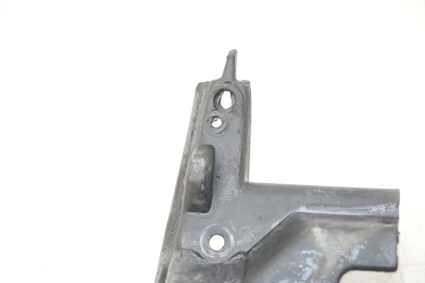 photo de TAPA BAJO ASIENTO YAMAHA AEROX 50 (1997 - 2006) - Primer plano técnico