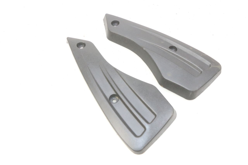 photo de TAPA DEBAJO DEL ASIENTO YAMASAKI YM T 125 (2015 - 2020) - Zoom estado de uso