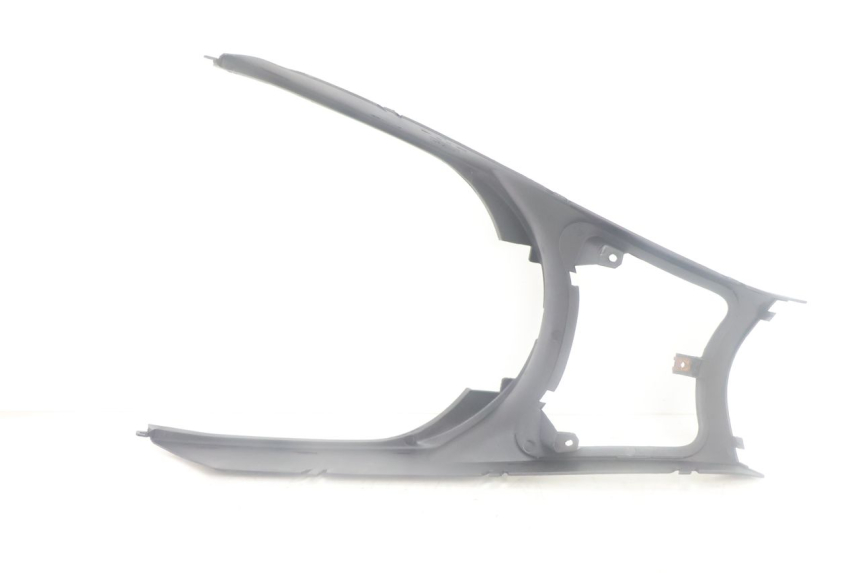 photo de TAPA BAJO ASIENTO YAMAHA YP MAJESTY 125 (2007 - 2010) - Estado de la superficie y material