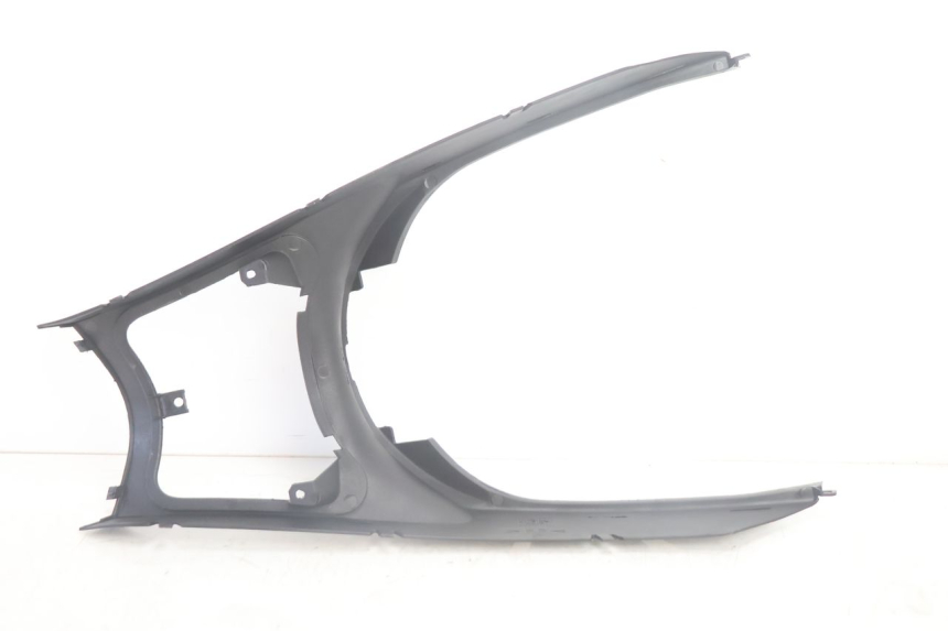 photo de TAPA BAJO ASIENTO YAMAHA YP MAJESTY 125 (2002 - 2006) - Detalles de los puntos de fijación
