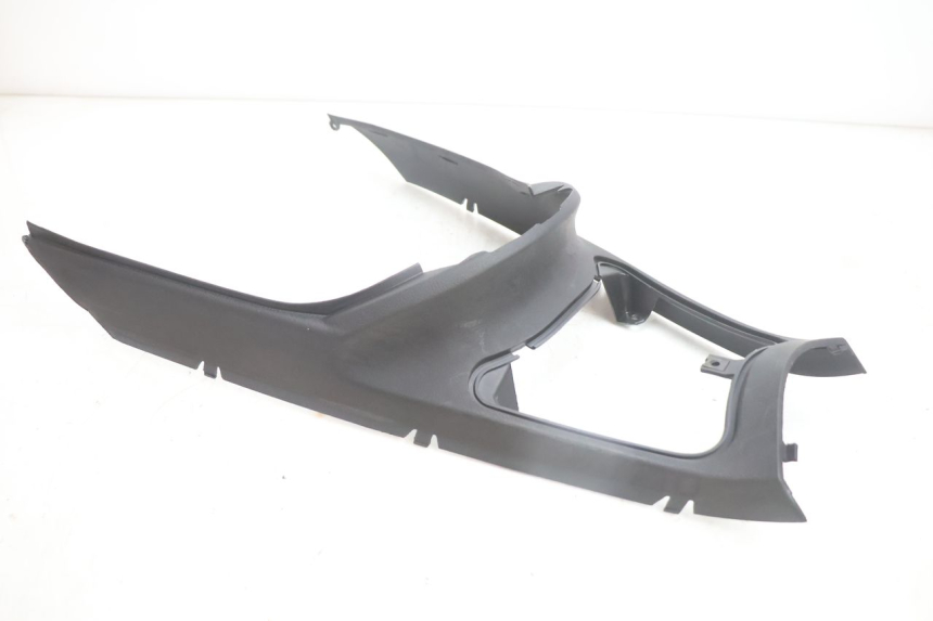 photo de TAPA BAJO ASIENTO YAMAHA YP MAJESTY 125 (2002 - 2006) - Vista principal