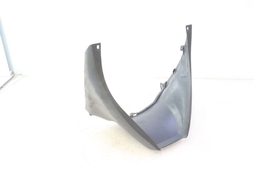 photo de TAPA BAJO ASIENTO PIAGGIO ZIP 4T 50 (2006 - 2017) - Primer plano técnico