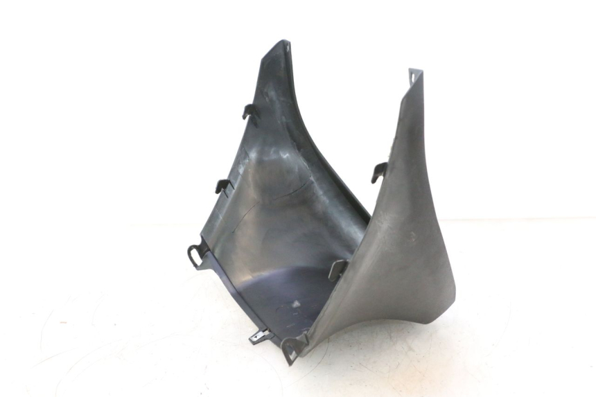 photo de TAPA BAJO ASIENTO PIAGGIO ZIP IGET 4T 50 (2021 - 2023) - Detalle de la pieza
